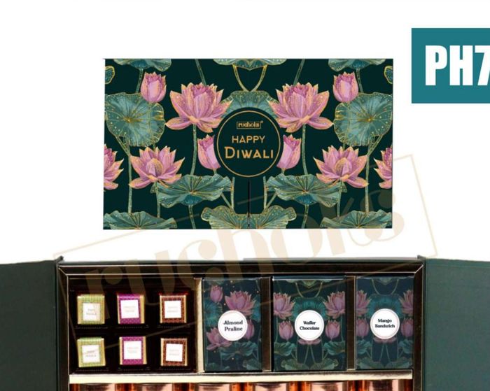 The Lotus Noir